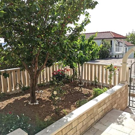 Villa Ruza 30M From The Beach Baška Voda Zewnętrze zdjęcie